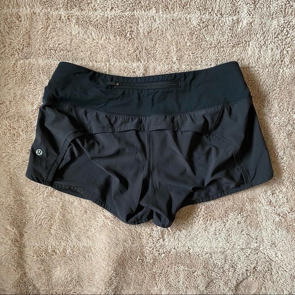 Lululemon Speed Up Shorts - Picture 2 of 3